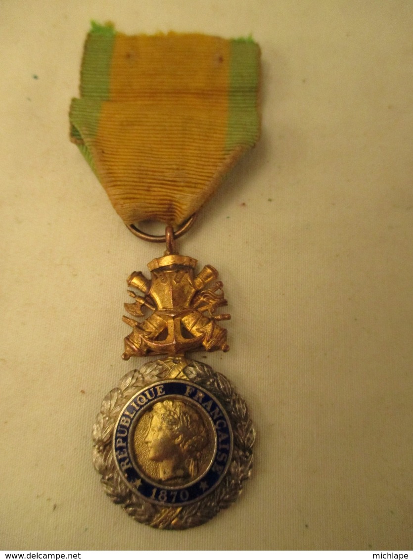 Medaille  - Valeur Militaire  - Bon état - Armes Neutralisées