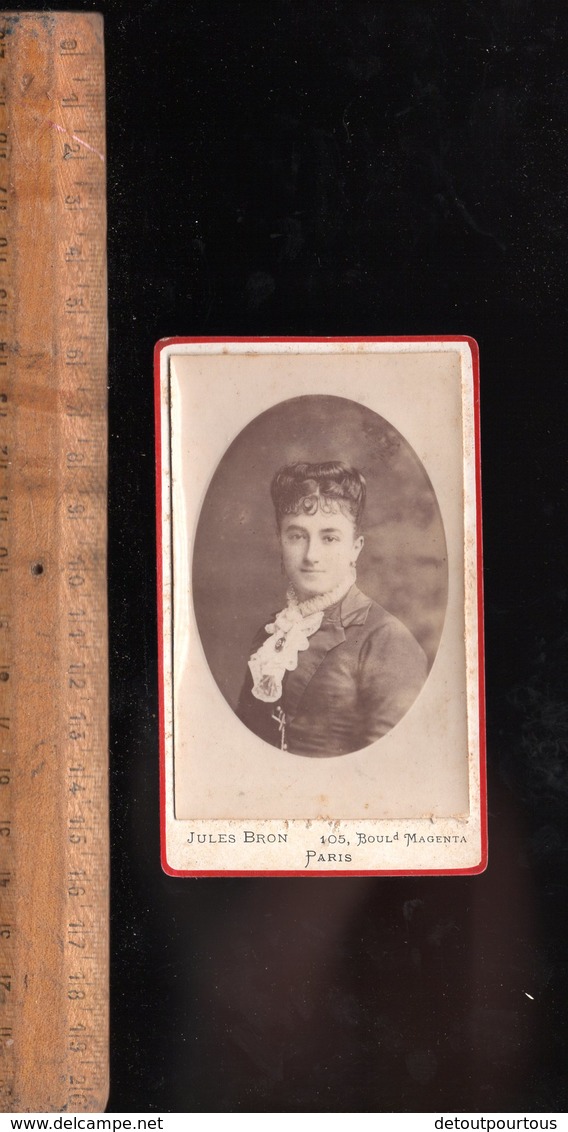 Photographie CDV : Femme / Photo Atelier Photographe Jules BRON 105 Bd Magenta PARIS - Anonyme Personen