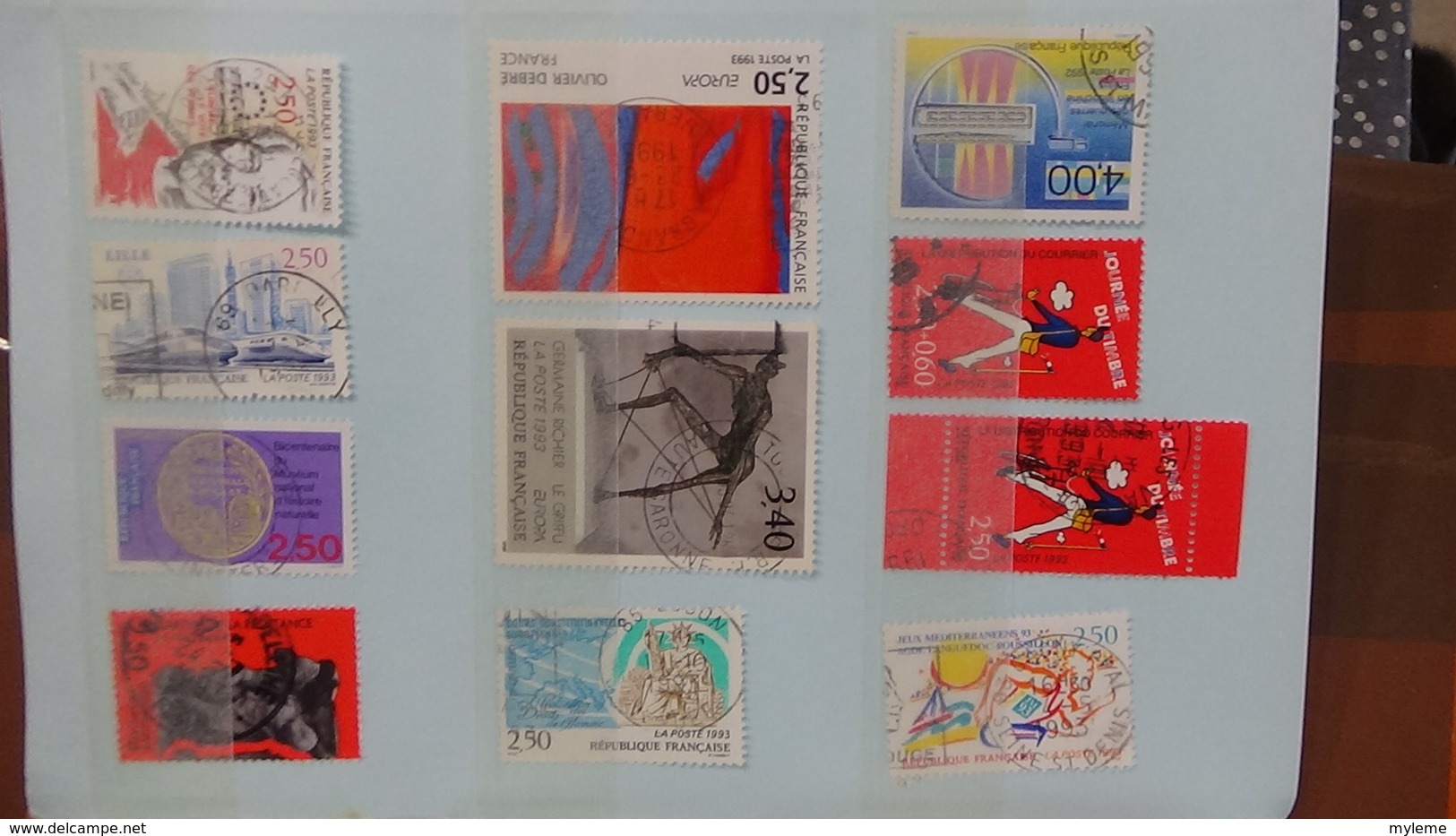 B369 Bon lot de timbres de France avec oblitérations rondes. Très sympa !!!