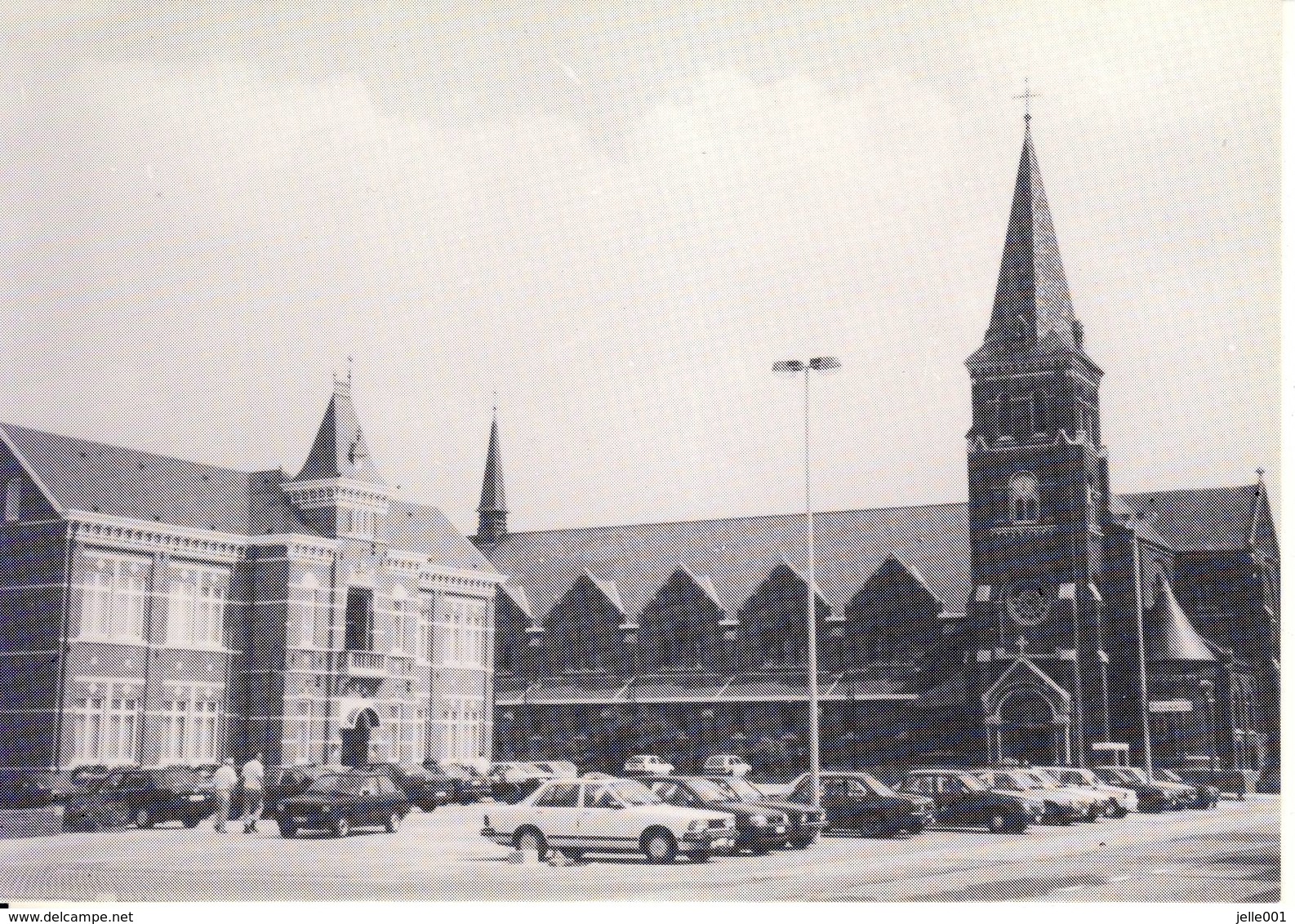 Heusden-Zolder Sint-Willibrordusplein Old Cars - Heusden-Zolder