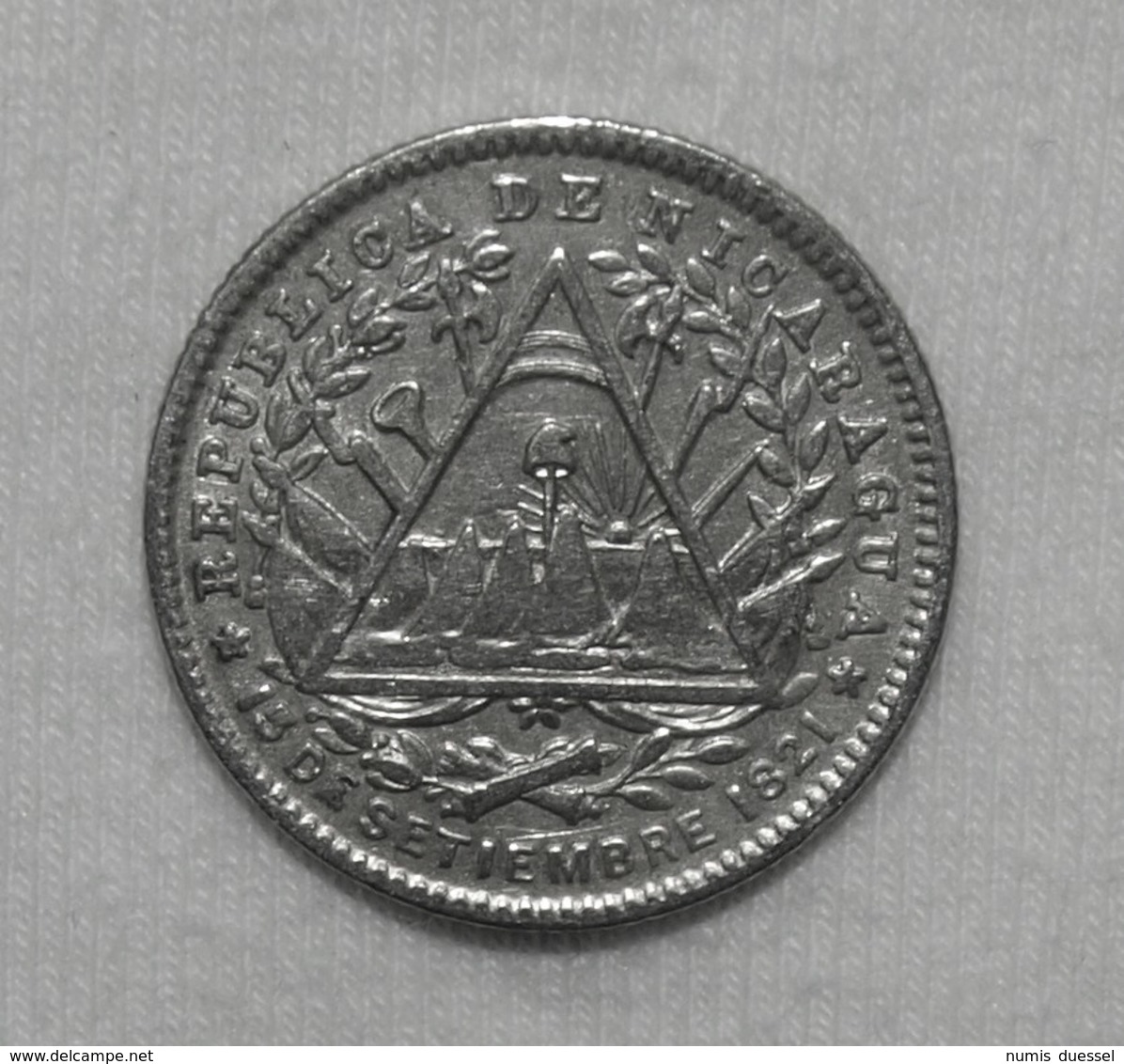 Silber/Silver Nicaragua, 1887 H, 10 Centavos VZ/XF - Nicaragua