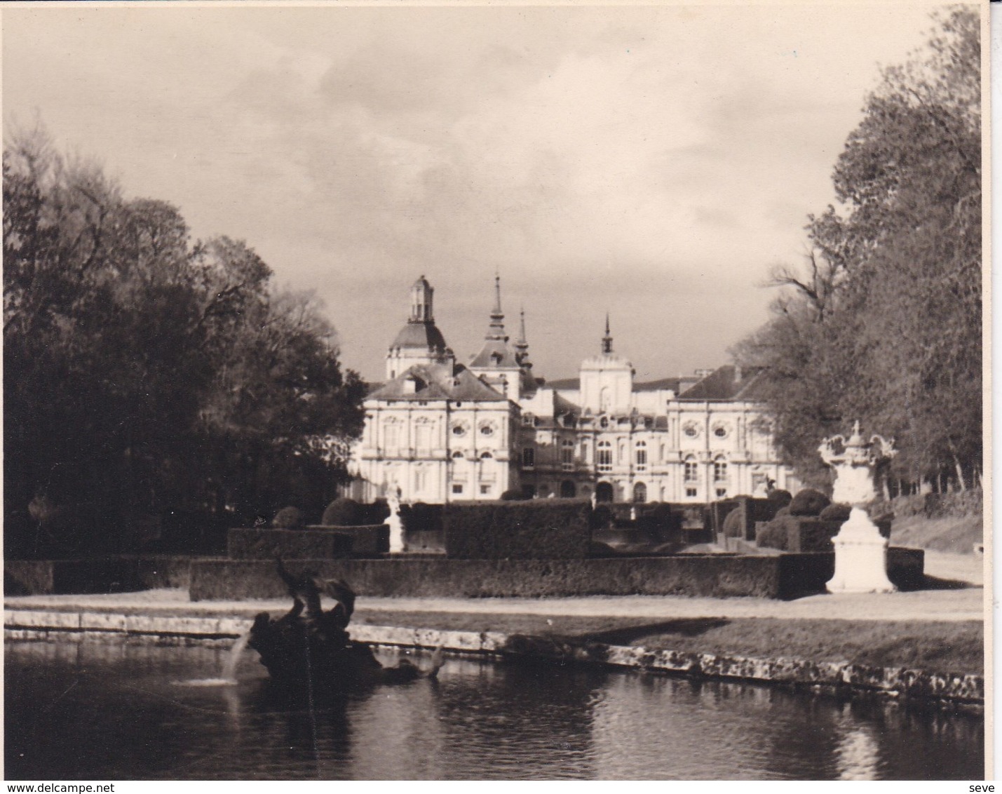 SEGOVIE LA GRANJA  1949 Photo Amateur Format Environ 7,5 Cm X 5, 5 Cm - Lugares