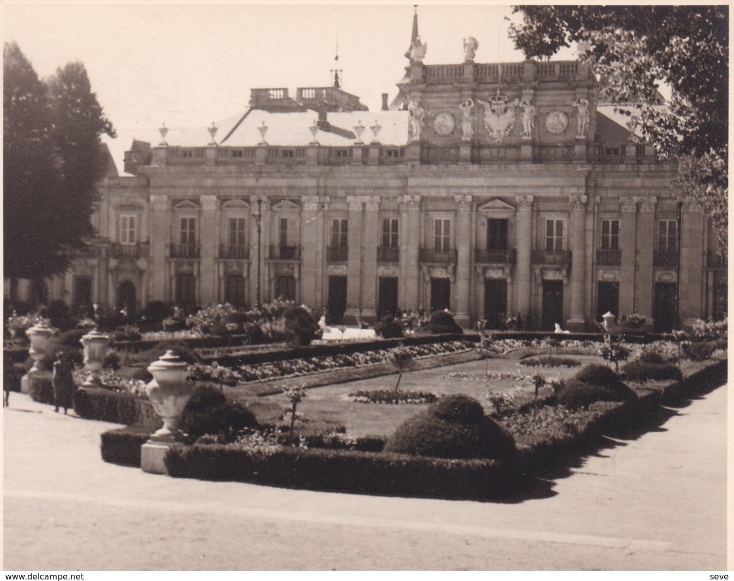 SEGOVIE LA GRANJA 1946 Photo Amateur Format Environ 7,5 Cm X 5, 5 Cm - Lugares