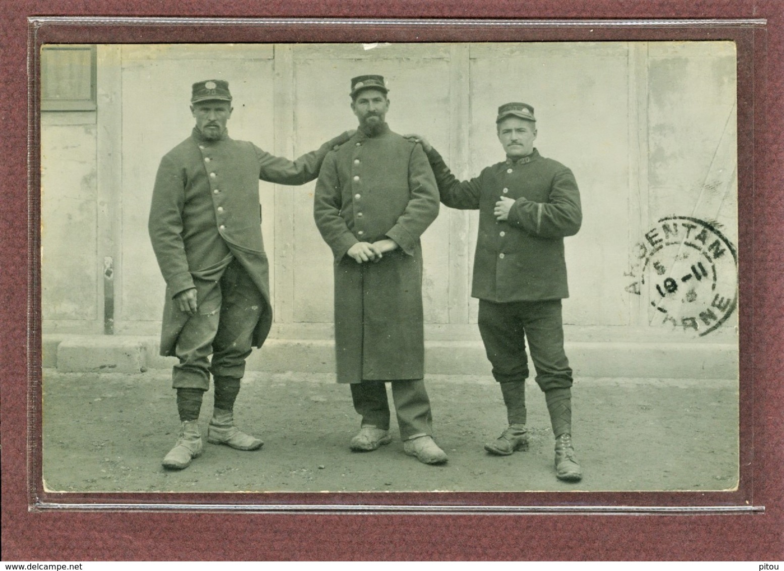 ALLEMAGNE - MERSEBURG - CARTE PHOTO - 3 SOLDATS - 2 SCANS - Merseburg