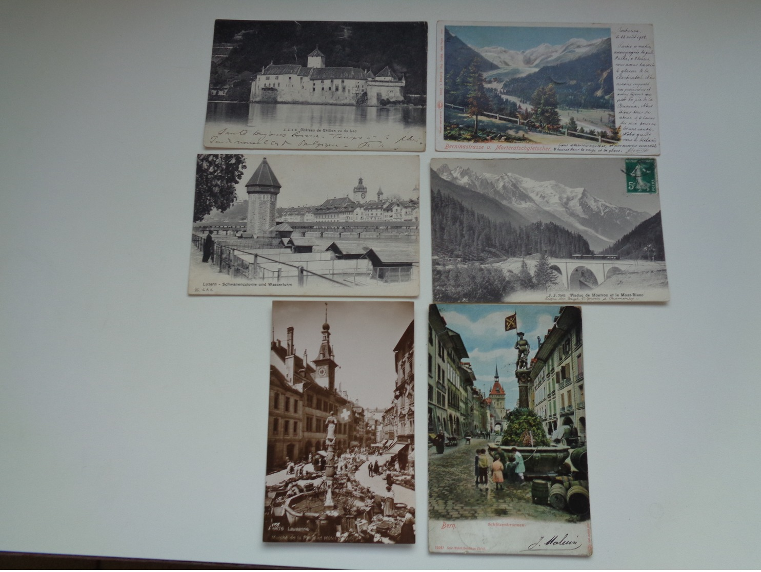 Beau lot de 60 cartes postales de Suisse    Mooi lot van 60 postkaarten van Zwitserland  Switserland  Svizzera  Sweiz