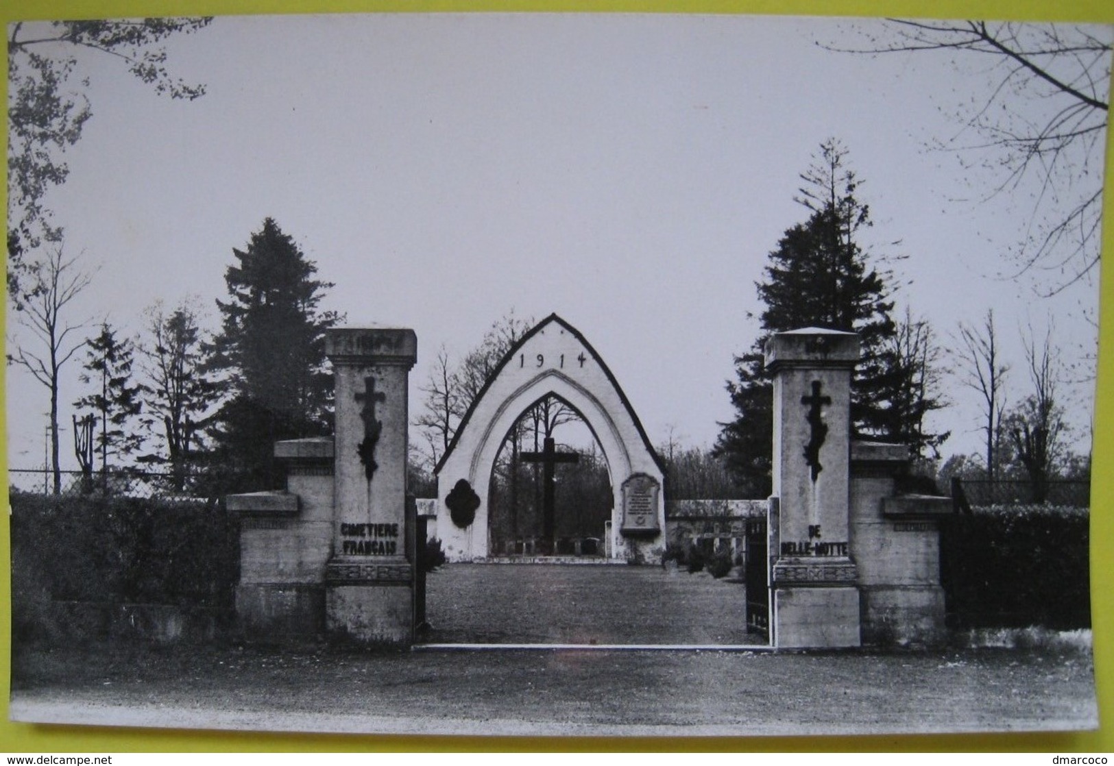 Aiseau Le Cimetière Français - Aiseau-Presles