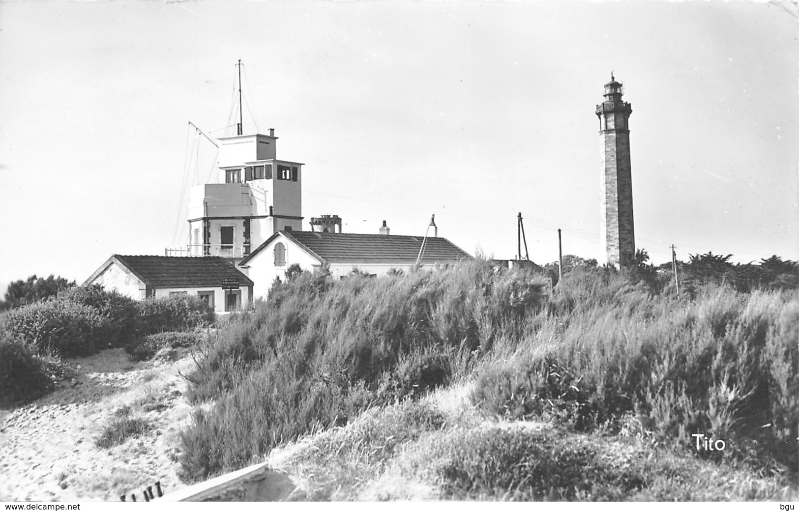 Ile De Ré (17) - Le Sémaphore Et Le Phare Des Baleines - Ile De Ré