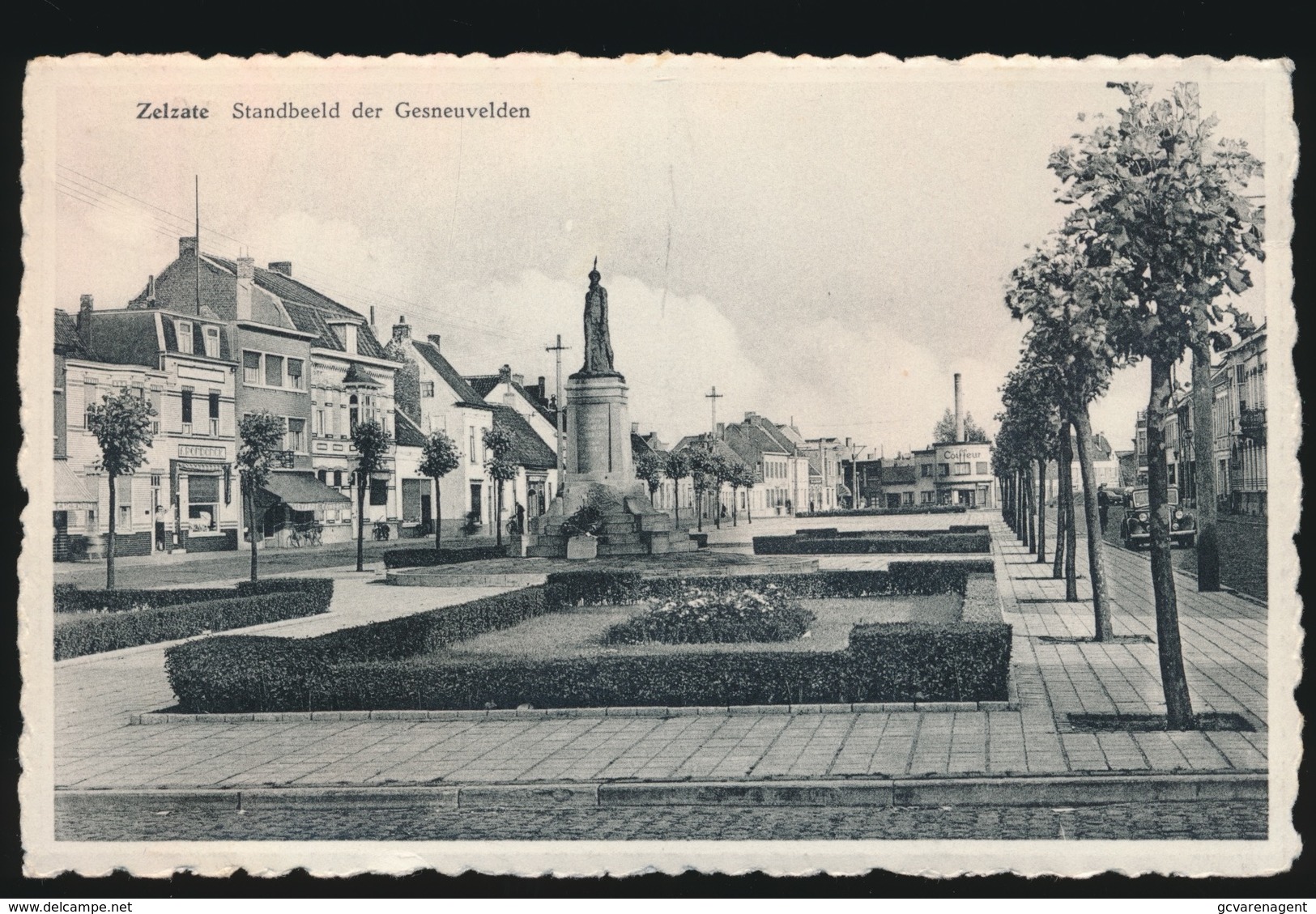 ZELZATE  STANDBEELD DER GESNEUVELDEN - Zelzate