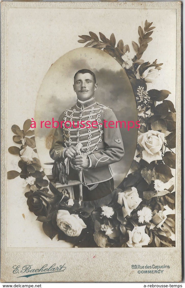 Grande CDV (CAB) Soldat Du  6e R-- Hussard- Photo Bachelart à Commercy - Guerre, Militaire