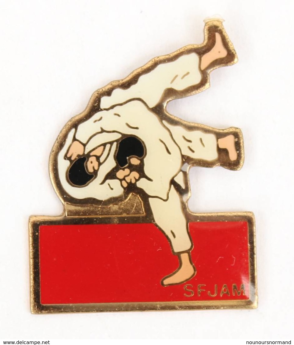 Pin's SFJAM - Judokas En Plein Randori - J103 - Judo