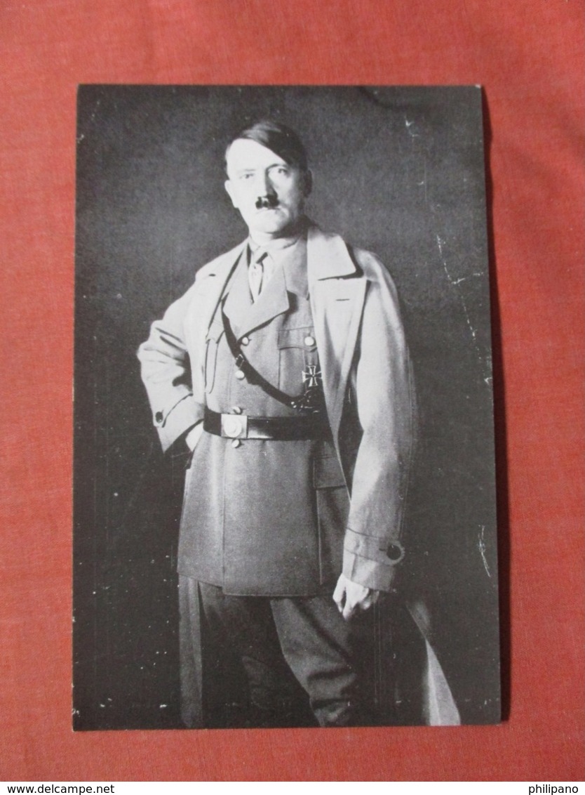 Non Mailable Card  Adolf Hitler  Ref  3860 - Historical Famous People