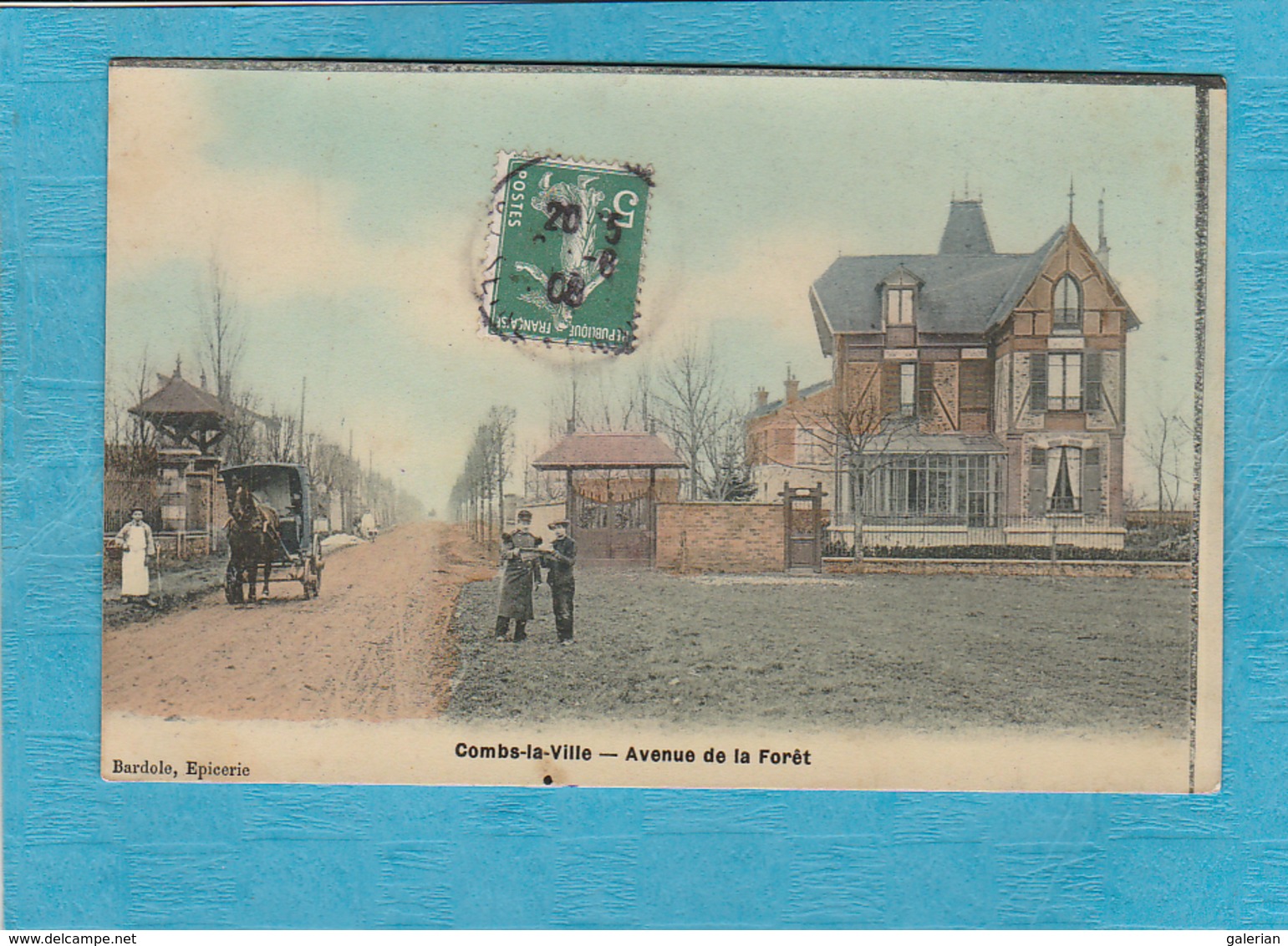 Combs-la-Ville. - Avenue De La Forêt. - Combs La Ville