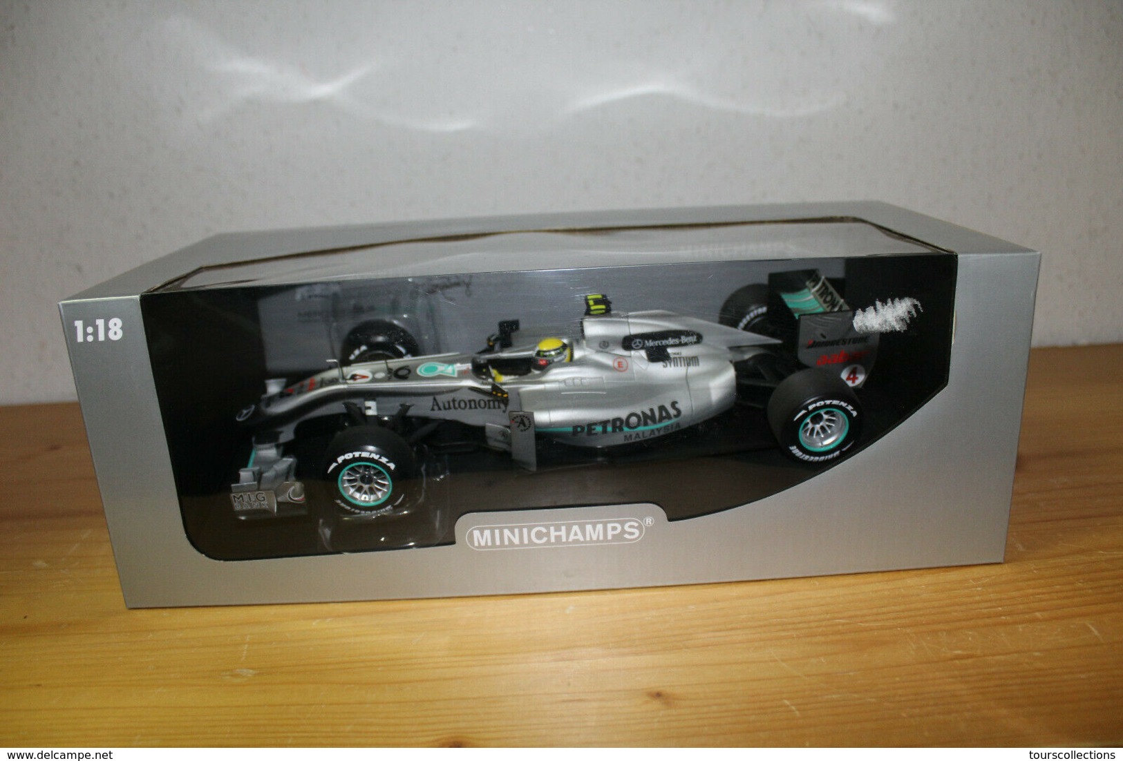 MINICHAMPS MERCEDES F1  #4 Mgp W01 NICO ROSBERG 2010 1:18 Scale 110 100004 F1 Formule 1 Au 1/18 Neuve En Boite - Minichamps