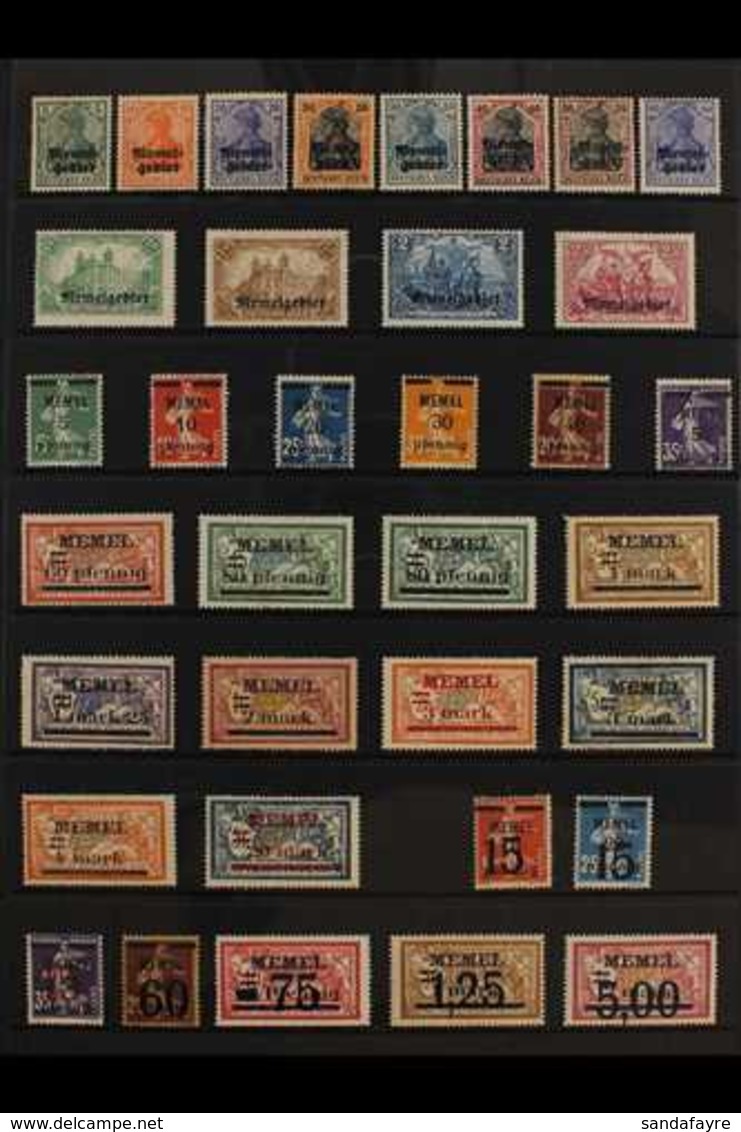 1919-1923 MINT COLLECTION  An ALL DIFFERENT Fine Mint Collection Presented On Protective Stock Pages That Includes 1920  - Andere & Zonder Classificatie