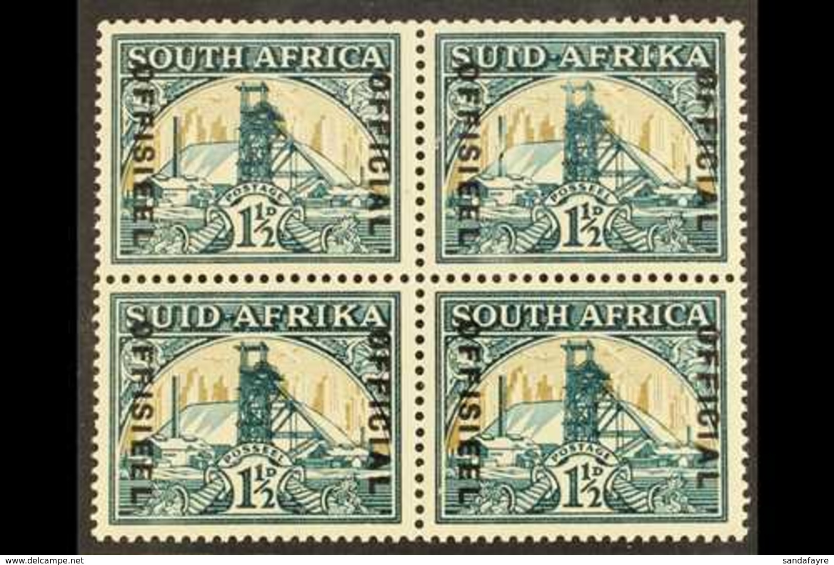 OFFICIAL VARIETY  1935-49 1½d Wmk Inverted, "Broken Chimney" Variety In A Block Of 4, SG O22/22ab, Slight Wrinkle On Sta - Non Classés