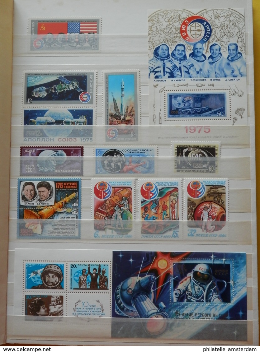 SPACE / RAUMFAHRT / ESPACE / RUIMTEVAART / ESPACIO / КОСМОС - MNH collection in stockbook