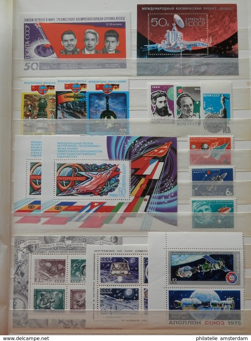 SPACE / RAUMFAHRT / ESPACE / RUIMTEVAART / ESPACIO / КОСМОС - MNH collection in stockbook