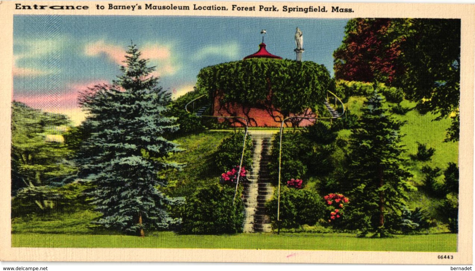 ETATS UNIS ..SPRINGFIELD  MASS. ..ENTRANCE TO BARNEY'S  MAUSOLEUM LOCATION . FOREST PARK - Springfield – Illinois