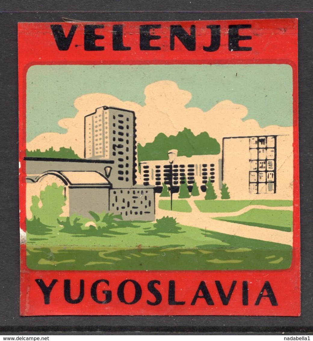 1930s YUGOSLAVIA, SLOVENIA, VELENJE, TOWN, CITY BAGGAGE LABEL, 6.5 X 6.5 Cm - Hotel Labels