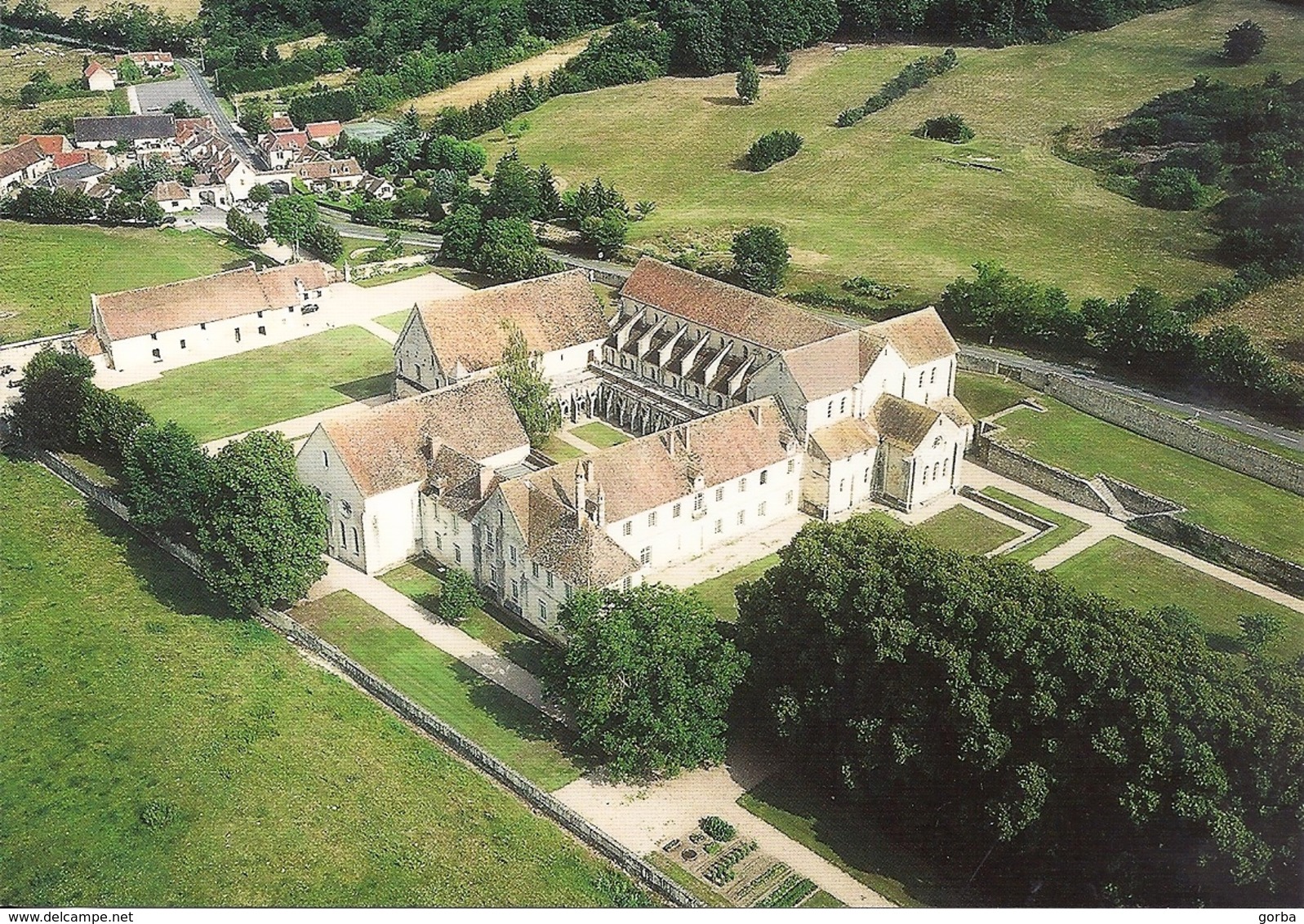 *CPM - 18 - BRUERE ALLICHAMP - Abbaye De Noirlac - Vue Aérienne - Autres & Non Classés