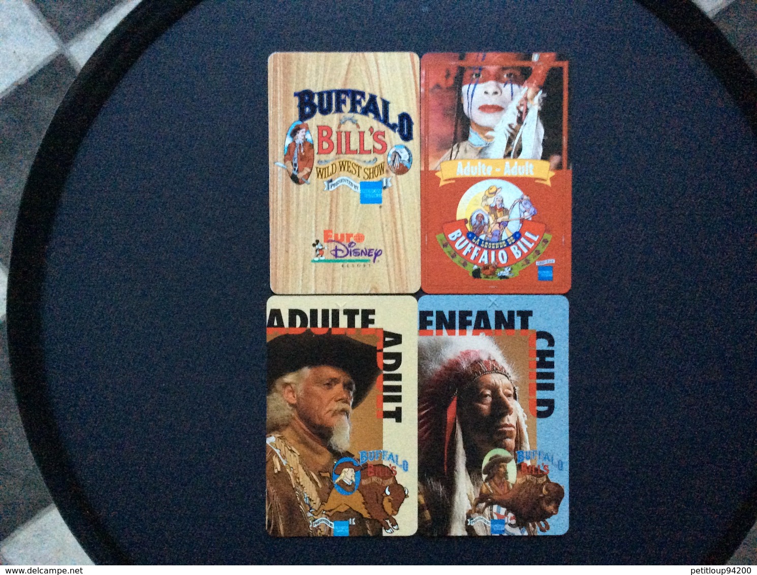 4 CARTES DISNEYLAND Paris  BUFFALO Bill’s - Disney-Pässe