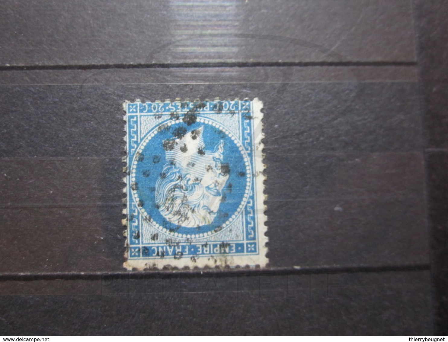 VEND BEAU TIMBRE DE FRANCE N° 22 + ETOILE " 9 " !!! - 1862 Napoleon III