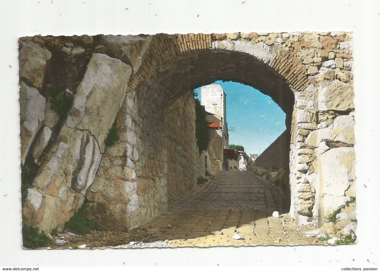 Cp, 06 , ANTIBES , Ses Vieilles Rues Moyennageuses , Voyagée 1962, Ed. S.E.P.T. - Antibes - Old Town