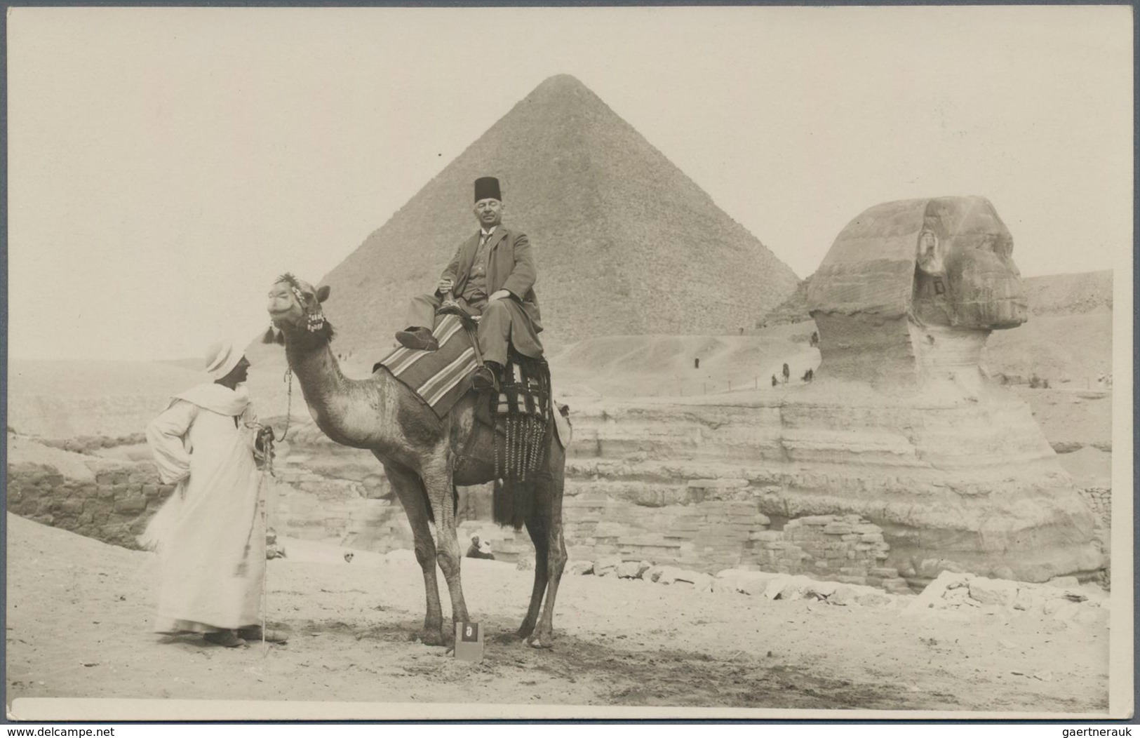 Ägypten: 1900/1930 (ca.), collection of apprx. 290 ppc. in an album, nice range of different views,