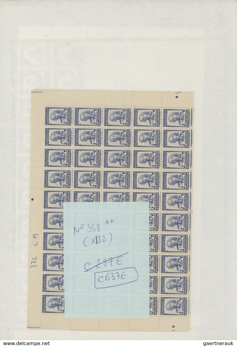 Afghanistan: 1930/1950 (ca): more then MNH 600 values in sheets and sheet parts, many different stam