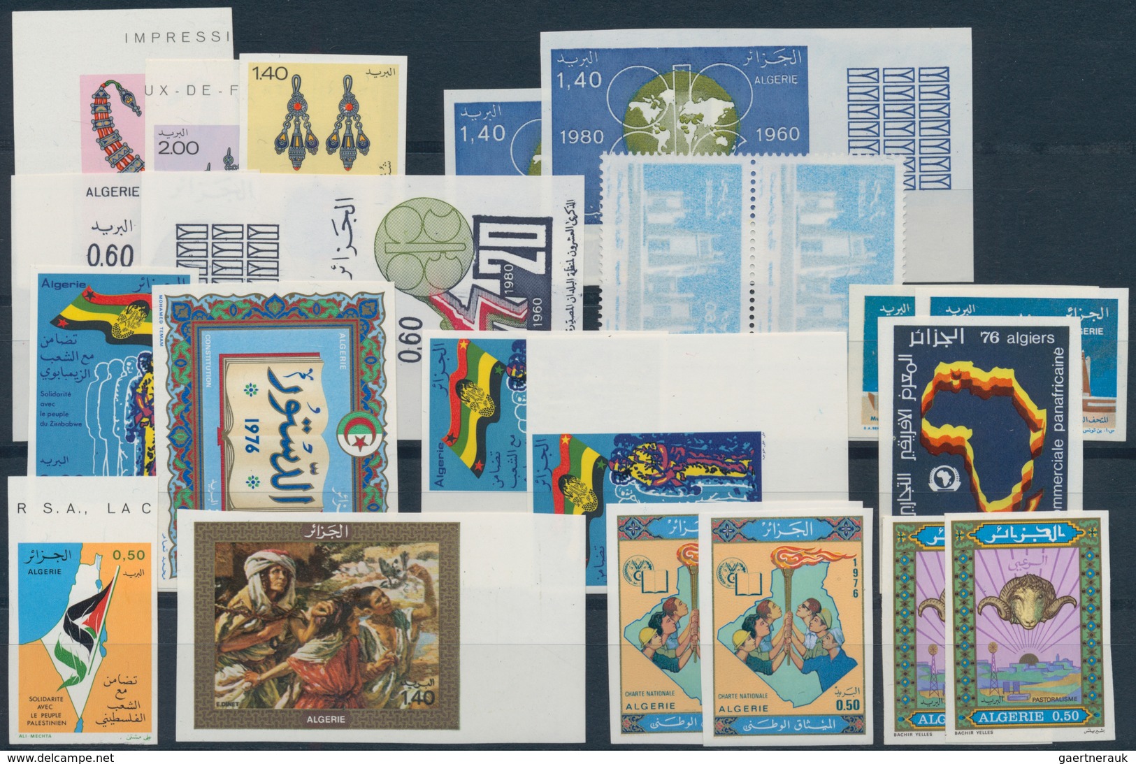 Algerien: 1965/2001, Holding Of Apprx. 540 MNH Stamps, Well Sorted Throughout, In Addition Also Some - Cartas & Documentos