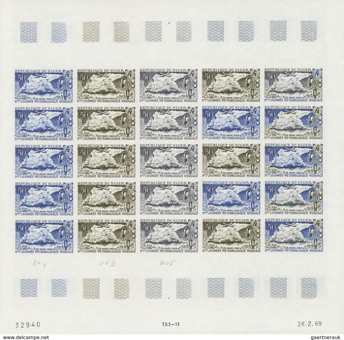 Niger: 1969/1978, IMPERFORATE COLOUR PROOFS, MNH collection of 105 complete sheets (=2.245 proofs),