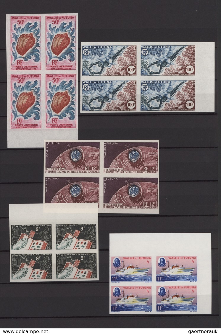 Wallis- Und Futuna-Inseln: 1962/1997, Collection With 287 Different Blocks Of Four = 1148 IMPERFORAT - Autres & Non Classés
