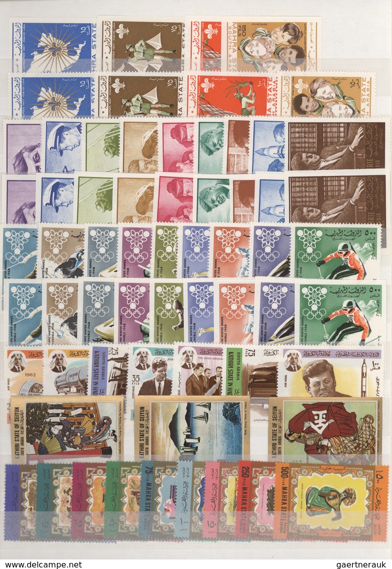 Alle Welt: 1966/1972, Ten Similar Collections Of Only Complete MNH Issues In A Well Filled Stockbook - Verzamelingen (zonder Album)