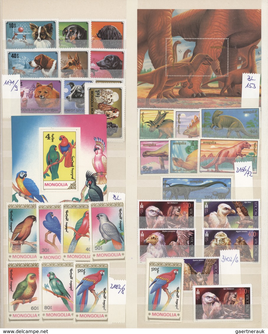 Thematik: Tiere, Fauna / Animals, Fauna: 1958/2002 (ca.), Comprehensive MNH Accumulation In A Thick - Autres & Non Classés