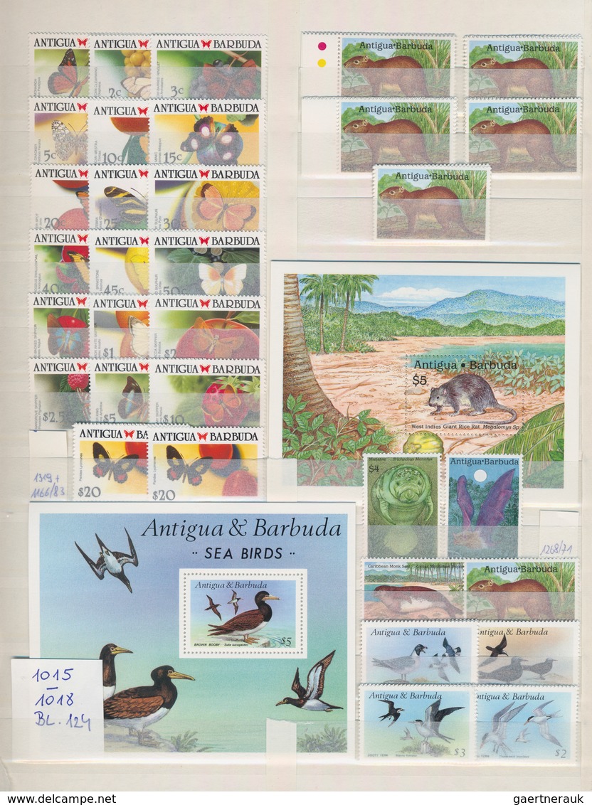 Thematik: Tiere, Fauna / Animals, Fauna: 1990/2000 (ca.), Comprehensive MNH Accumulation In A Thick - Otros & Sin Clasificación