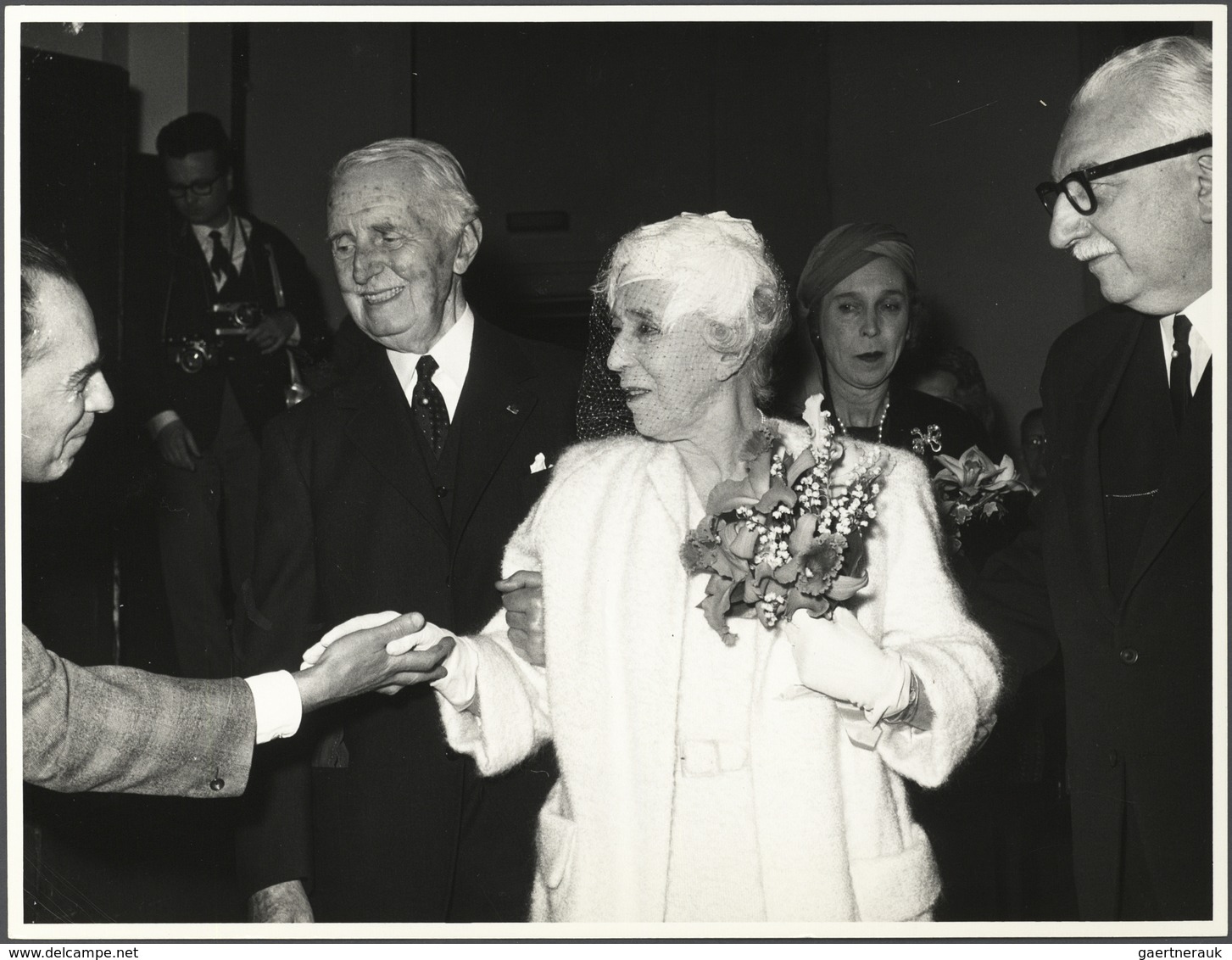 Belgien: 1950s/1960s, Lot Of Apprx. 43 B/w Photos (size 24:18 Cm), Depicting Royal Family, Economy, - Collections