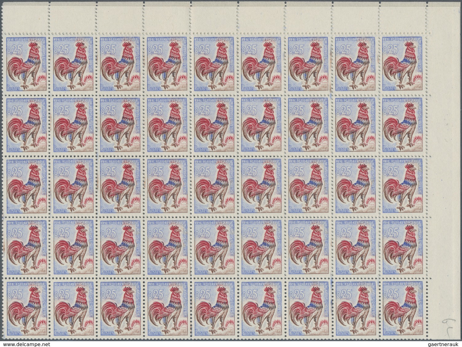 Frankreich: 1940/1966, comprehensive MNH stock, well filled and sorted on stockcards, mainly commemo