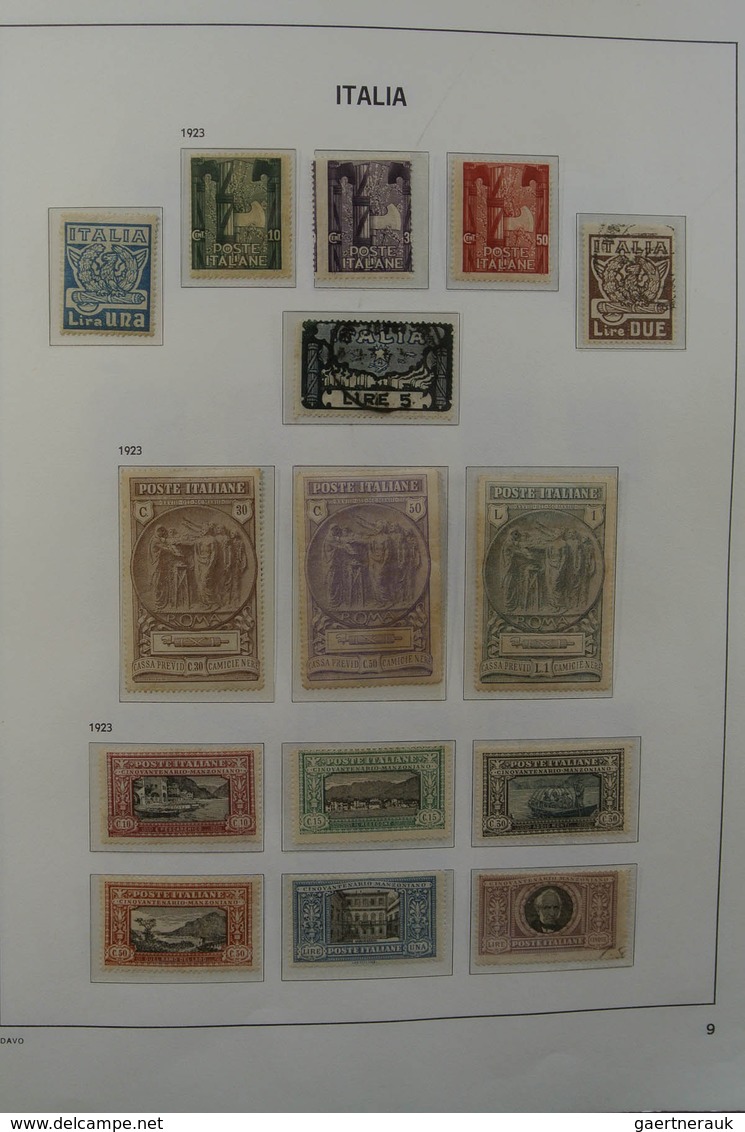 Italien: 1861-1975. MNH, mint hinged and used collection Italy 1861-1975 in 2 Davo cristal albums an