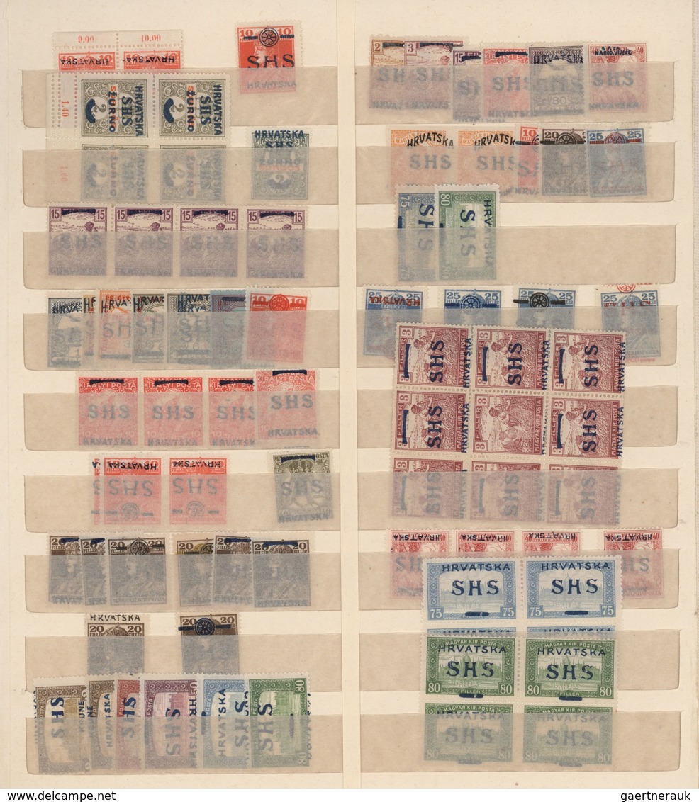 Jugoslawien: 1918/1940, Mint And Used Accumulation Of Several Hundred Stamps In A Stockbook, Compris - Lettres & Documents