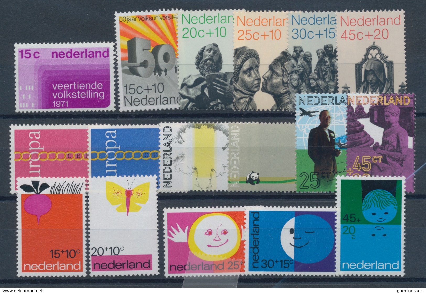 Niederlande: 1971, Sets Without The Souvenir Sheets Per 50 MNH. Every Year Set Is Separately Sorted - Andere & Zonder Classificatie