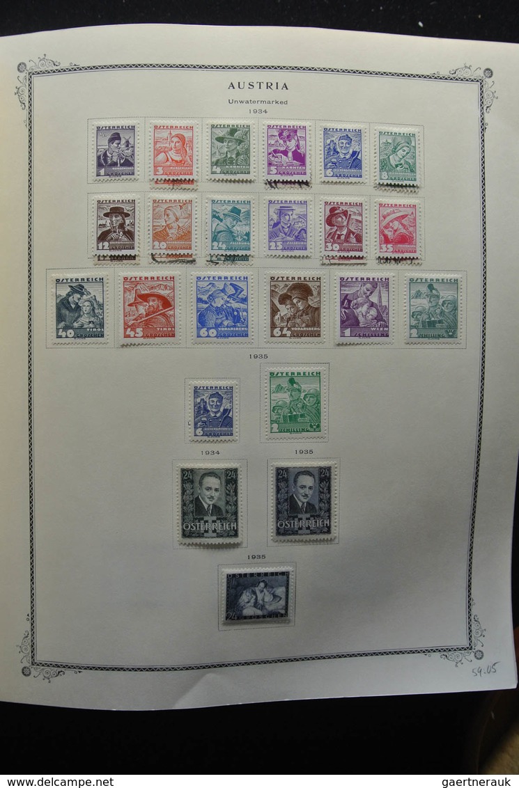 Österreich: 1850-2009: Almost complete, mostly mint hinged, partly double collection Austria 1850-20