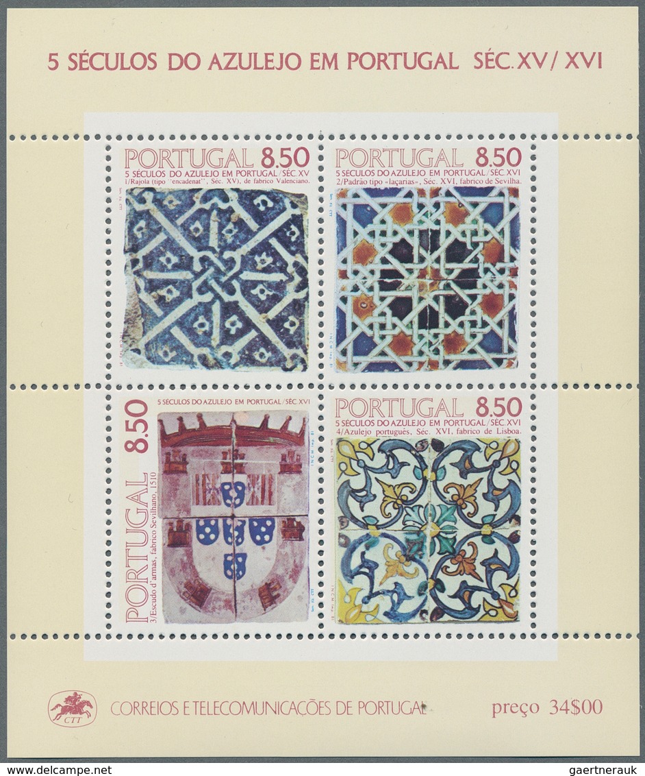 Portugal: 1974/1985, Stock Of Souvenir Sheets And Little Sheets Of The "azulejo" Stamps Mint Never H - Otros & Sin Clasificación