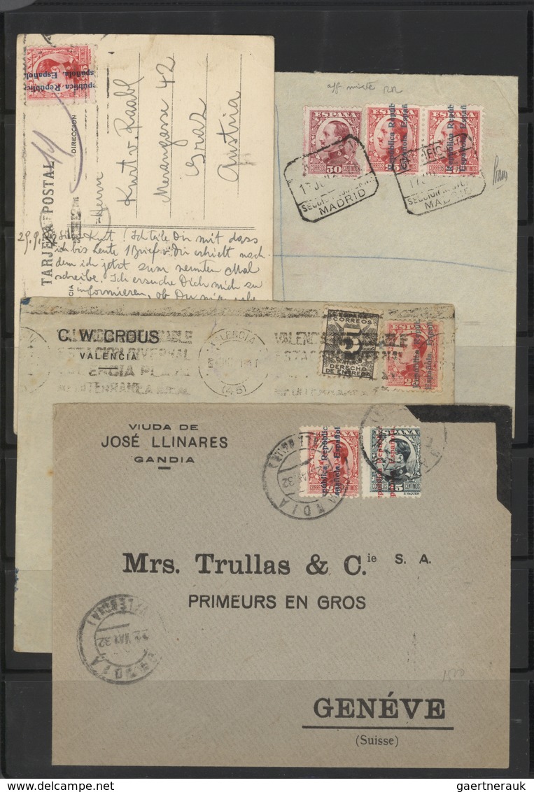 Spanien: 1931/1939, extensive collection of the 2nd republic issues including covers and cards. Must