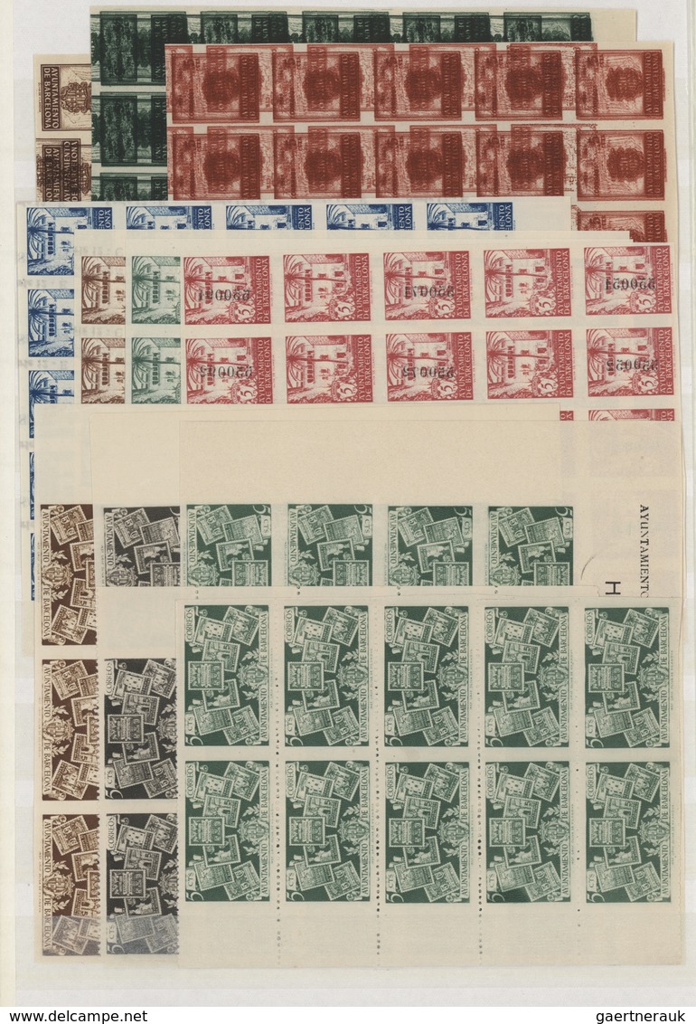 Spanien - Zwangszuschlagsmarken Für Barcelona: 1929/1945, Specialised Collection Of The Compulsory S - Kriegssteuermarken
