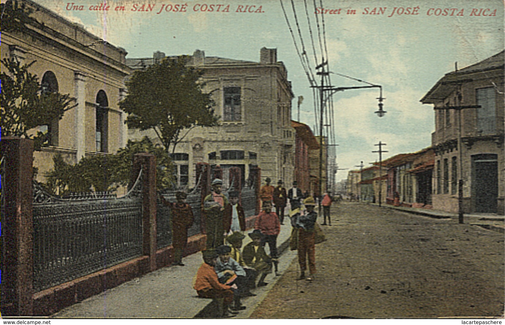 X121919 COSTA RICA UNA CALLE EN SAN JOSE - Costa Rica