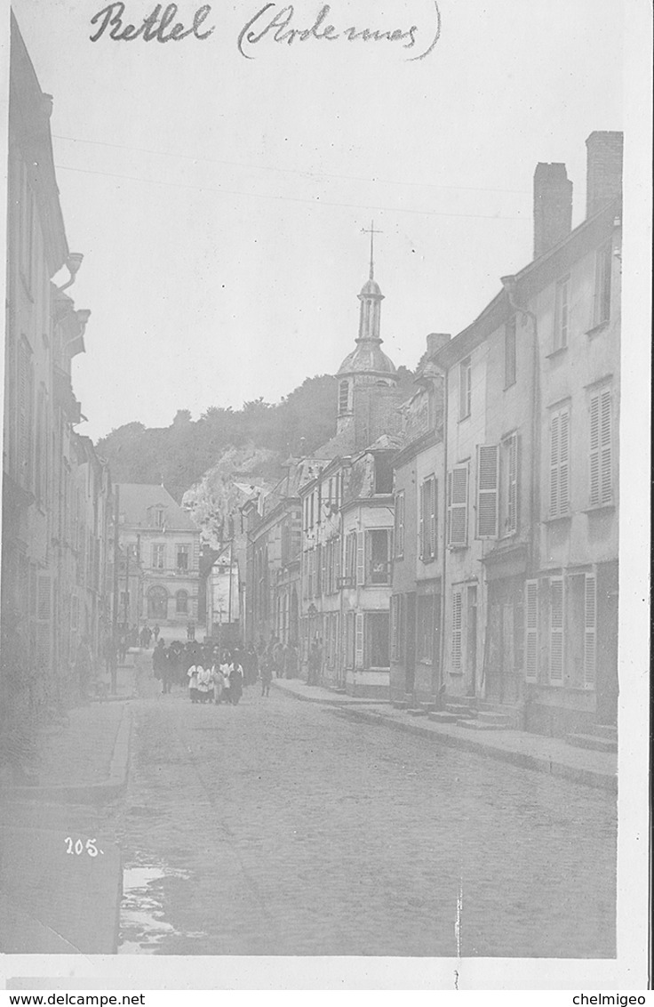 Chateau-Porcien Procession - Chateau Porcien