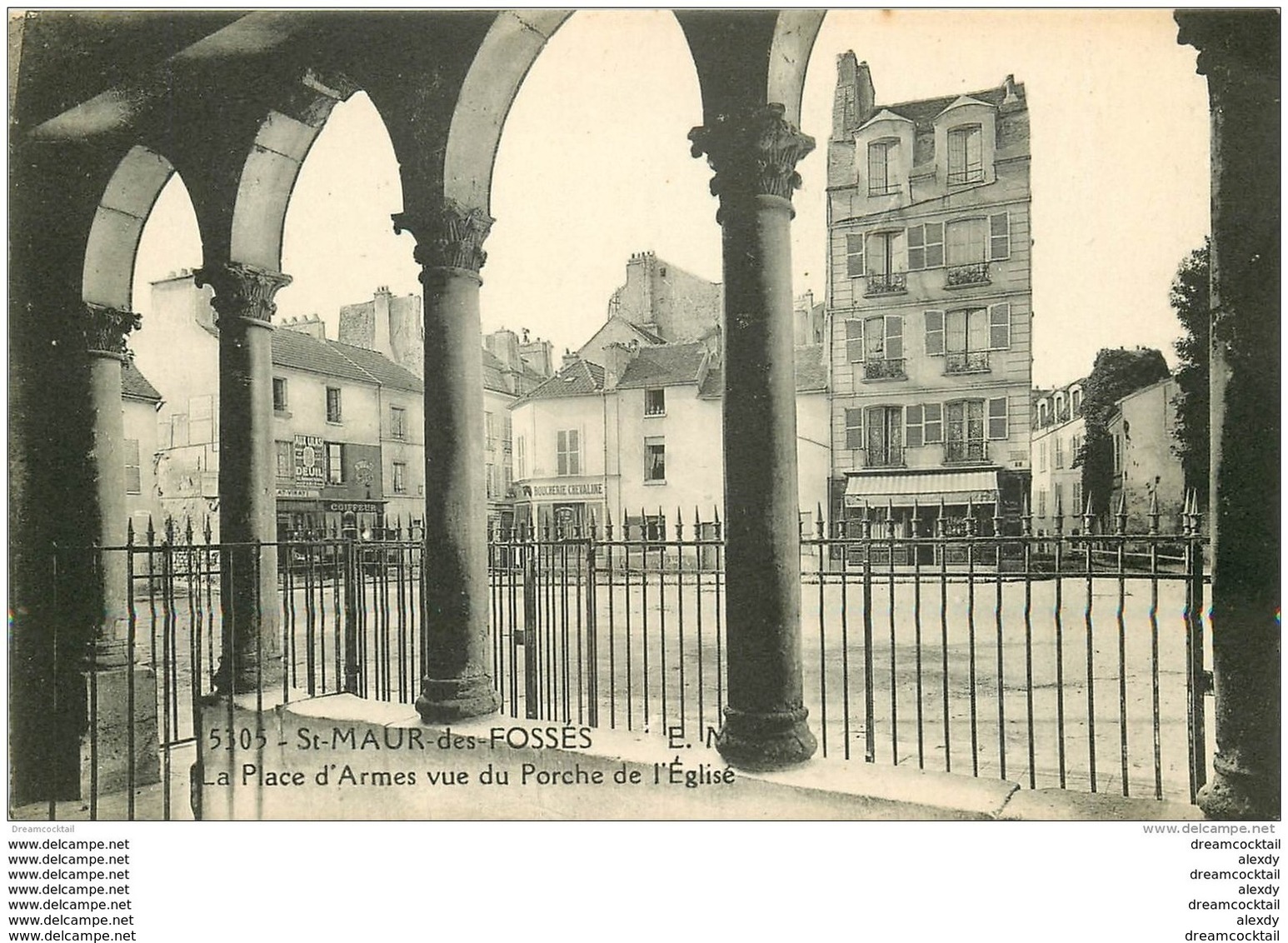 K. 94 SAINT-MAUR. Place D'Armes Boucherie Et Coiffeur - Saint Maur Des Fosses