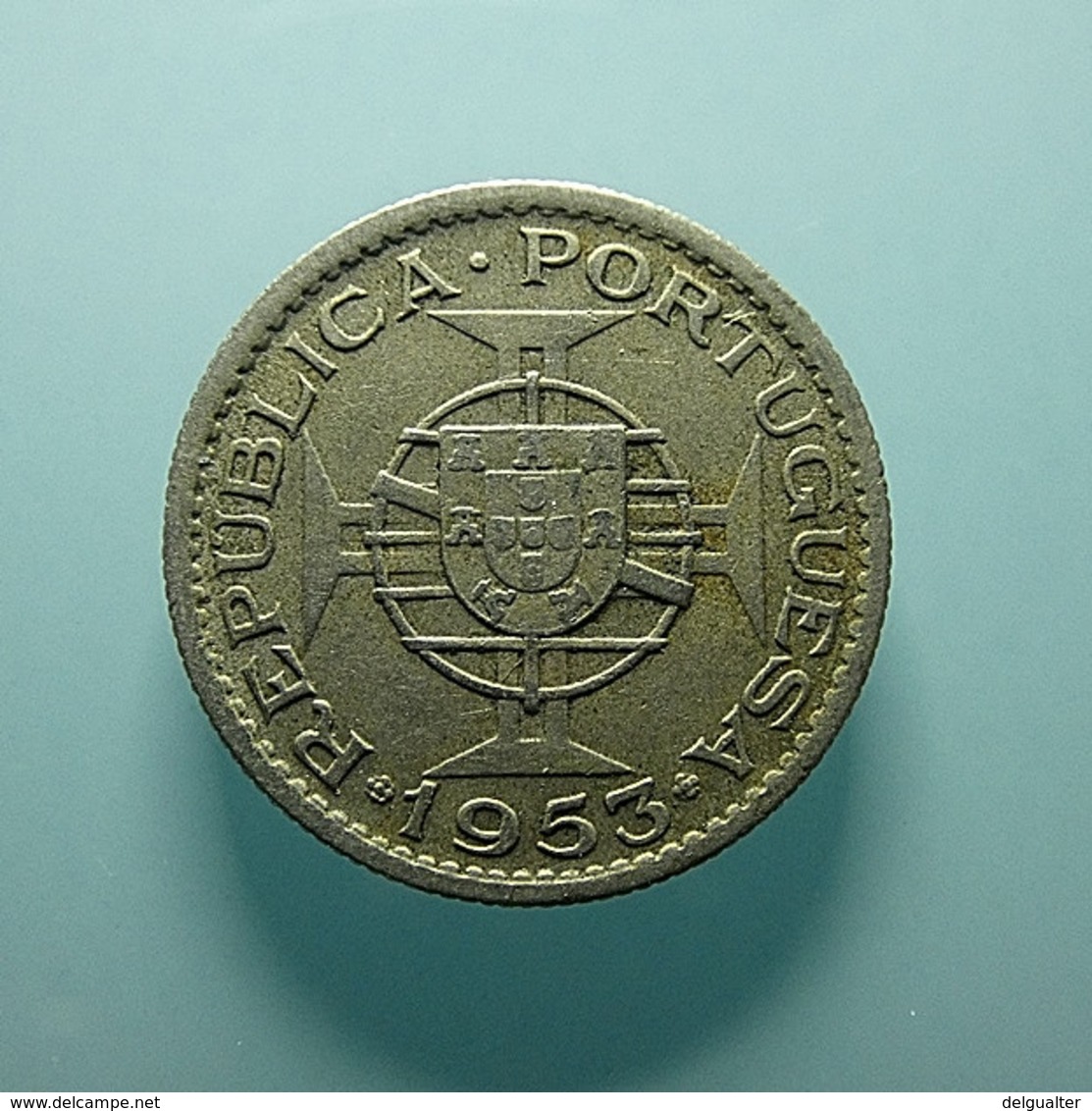 Portuguese Moçambique 2 1/2 Escudos 1953 - Portugal