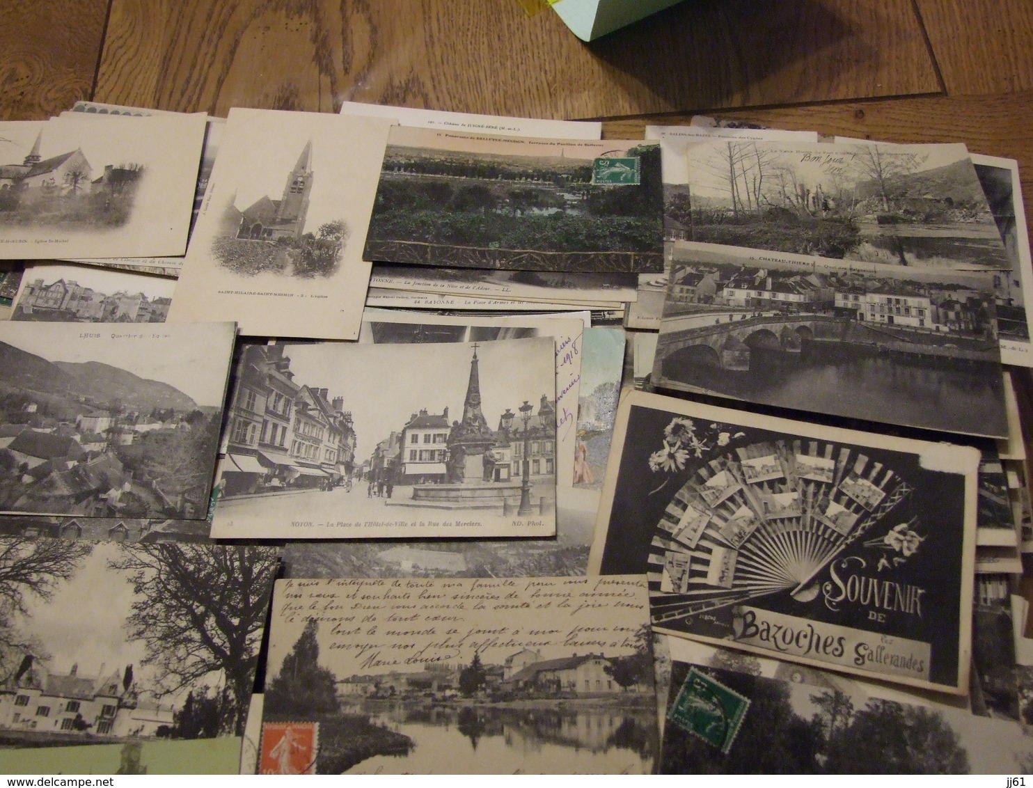 FRANCE GROS LOT DE PLUS DE 5300 CARTES POSTALES DE FRANCE PAS DE PARIS ANCIENNES ET CPSM PF 4 CARNETS VOIR 32 PHOTOS