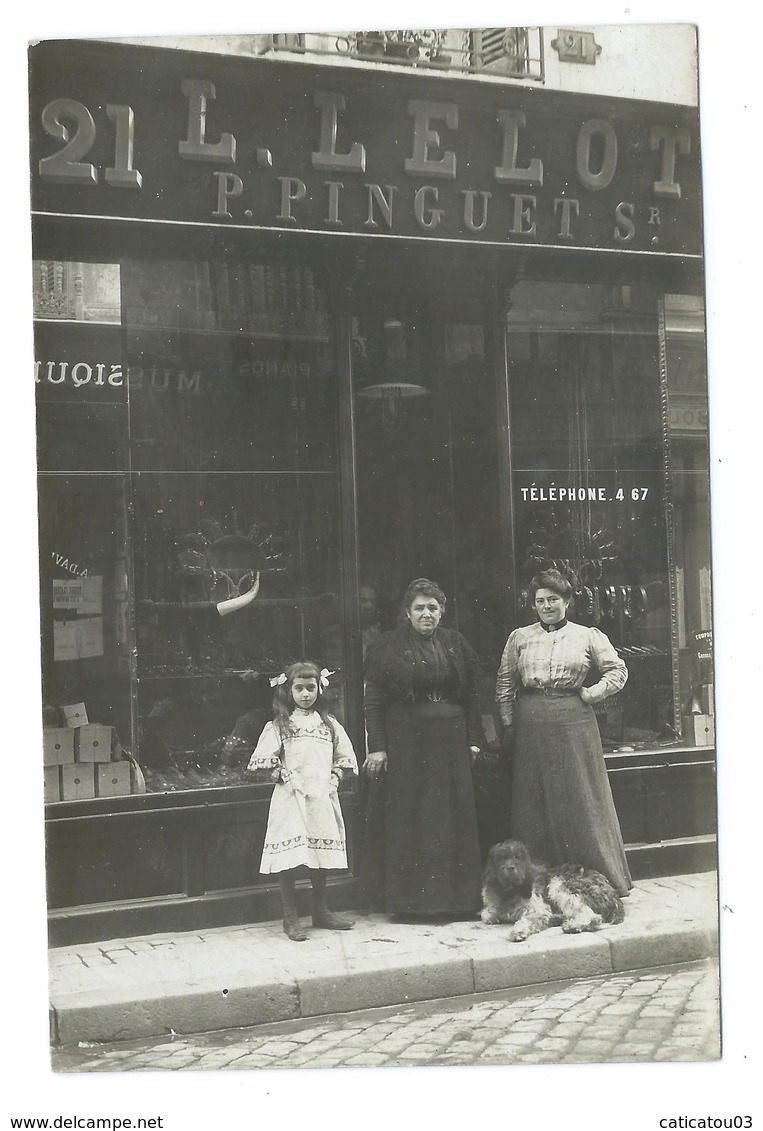 TOURS (37) Rare Carte Photo - Magasin Armurier L. LELOT P. PINGUET Successeurs - 21 Rue Des Halles - Tours